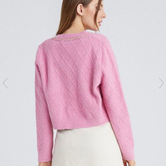 Urban Revivo FLUFFY CONTRAST TRIM FAUX PEARL BUTTON CARDIGAN - Picture 6 of 7